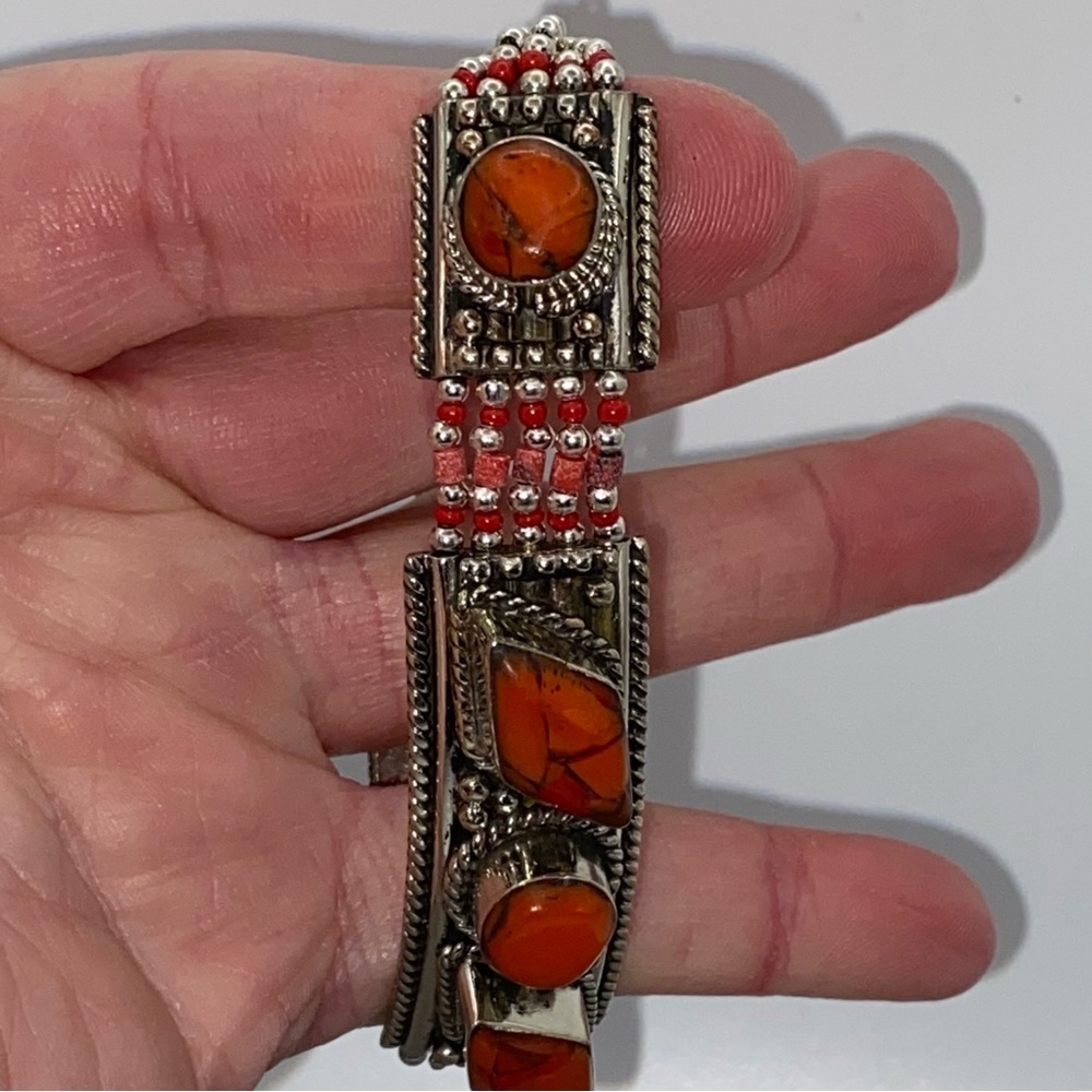 Tibetan gemstone bracelet - Picture 4 of 16